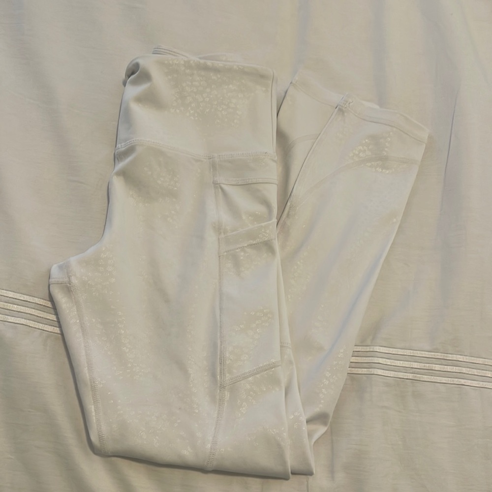 Zyia leggings